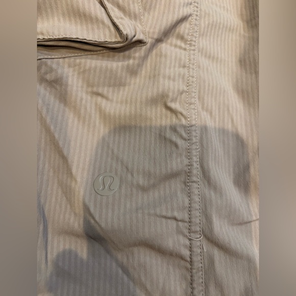 Lululemon Dance Studio Relaxed-Fit Mid-Rise Cargo Jogger - Warm Ash Grey - Picture 3 of 3